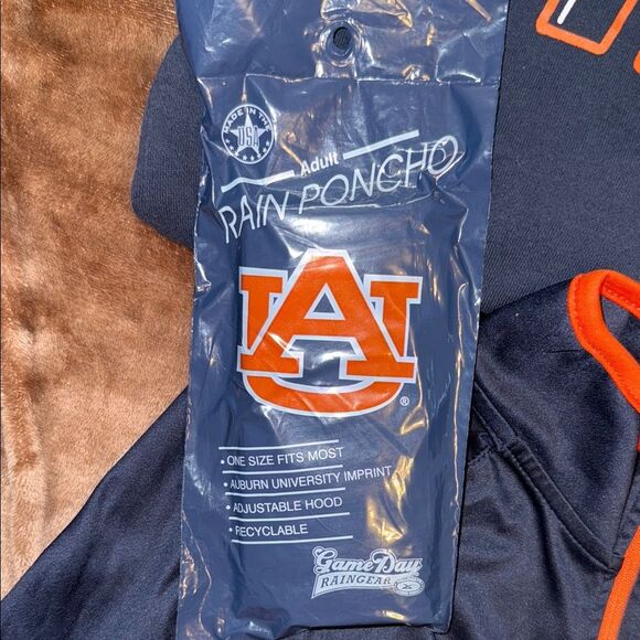 Champion Navy Blue Crewneck Sweater - Picture 2 of 16